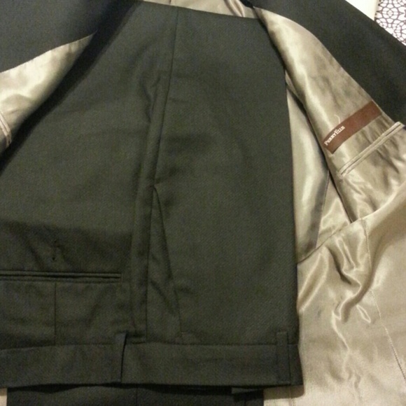 Perry Ellis Suit - Picture 3 of 4