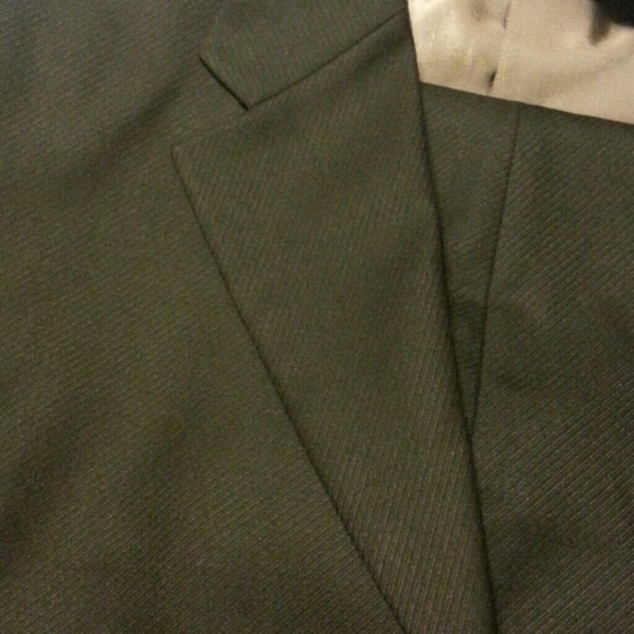Perry Ellis Suit - Picture 4 of 4