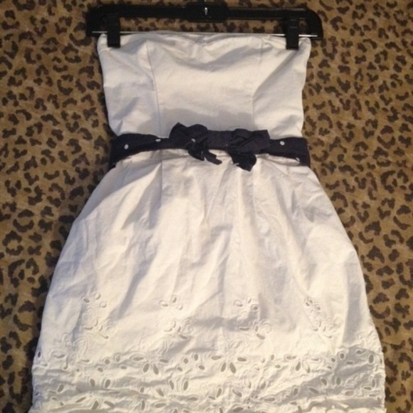 White hollister dress