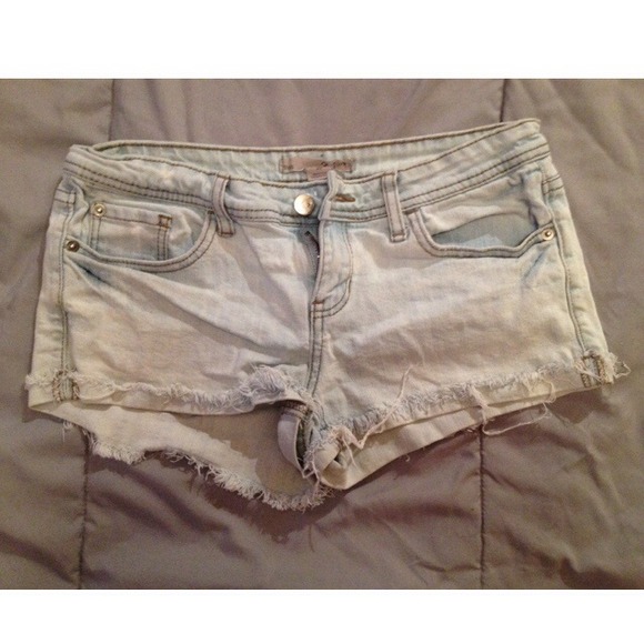 Light denim shorts