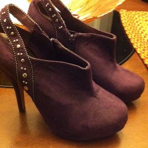 Purple Liliana stilettos size 8 Purple Liliana stilettos size 8