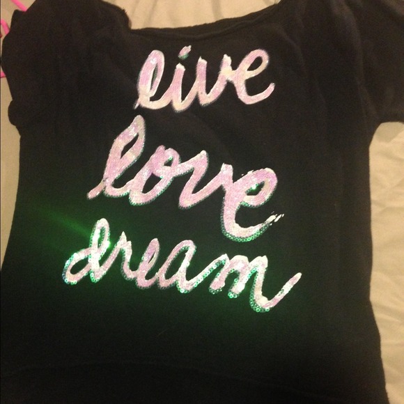 Cute mild high low shirt! #live #love #dream