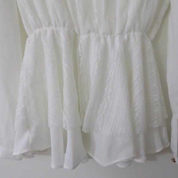 Brand new White top - Picture 2 of 3