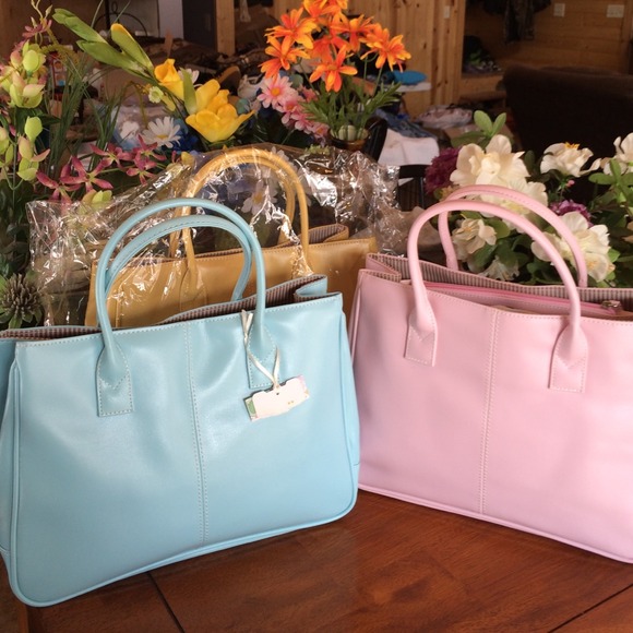 no brand name  Handbags - SOLD bundle Marcieburbank two tote bundle