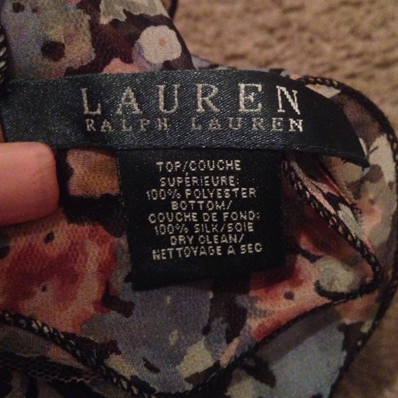 Scarf - Picture 2 of 2