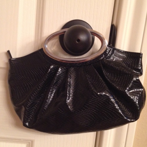 Black Clutch - Picture 3 of 3