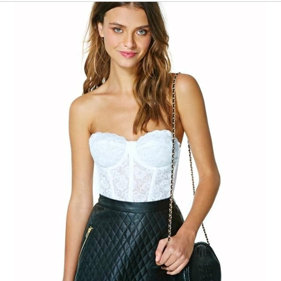 SOLD Nasty gal bustier 32-34 a-b - Picture 2 of 2