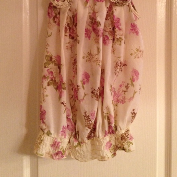 GONE- Vintage Floral Pattern top- DONATED - Picture 2 of 3