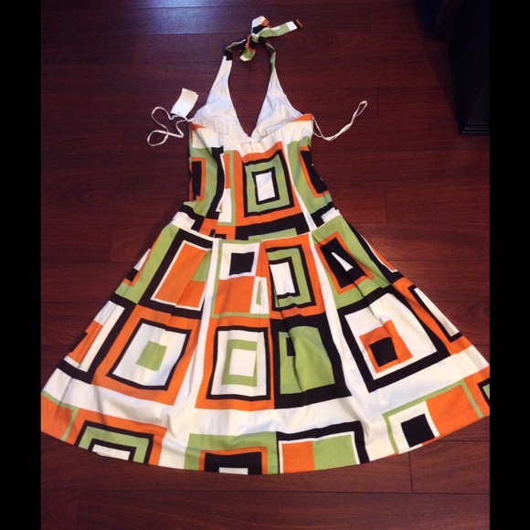 Gorgeous NWT halter top dress! - Picture 3 of 3