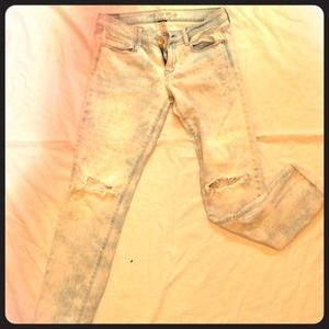 Distressed skinny jeans.