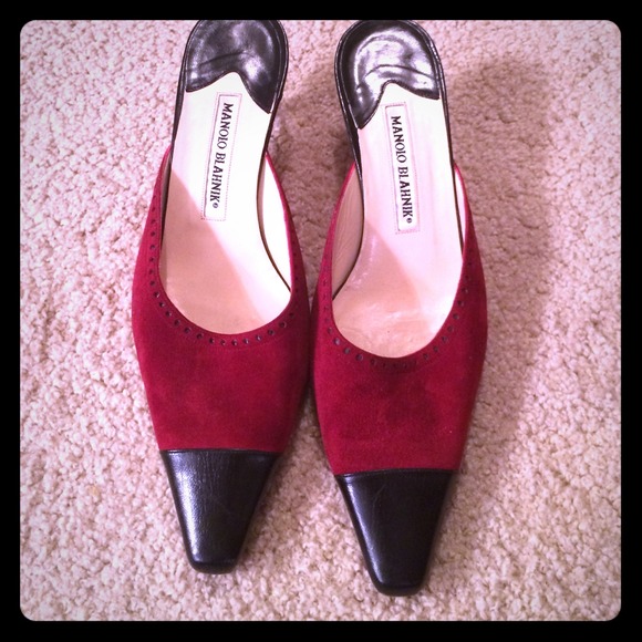 Manolo Blahnik kitten heel backless shoe size 38 - Picture 1 of 3