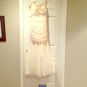 Creme prom dress. Size four. Worn once!