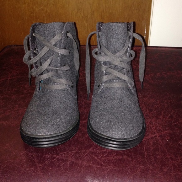 Wedges by Blowfish