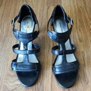 Dana Buchman black high heels
