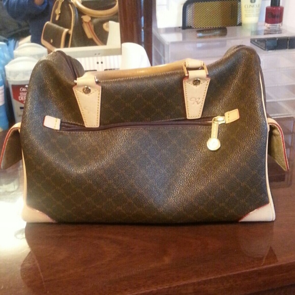 Rioni handbag