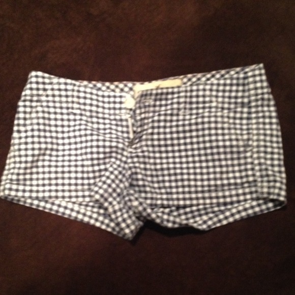 Hollister shorts.