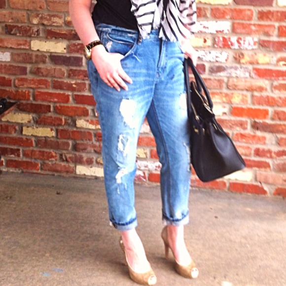 zara distressed boyfriend jeans