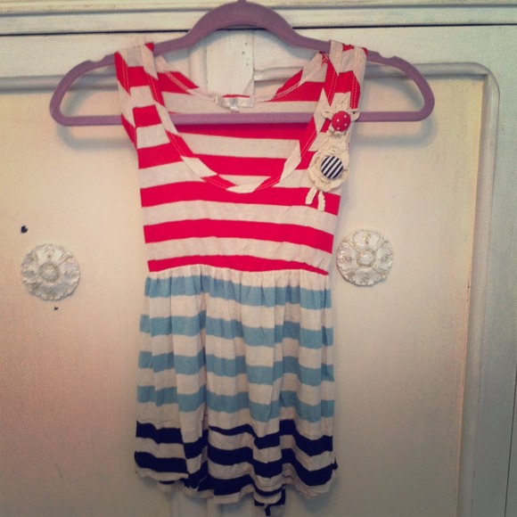 Super cute red white and blue striped shirt!