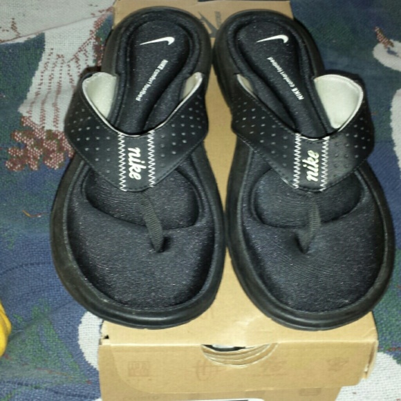 Womens Nike comfort thong