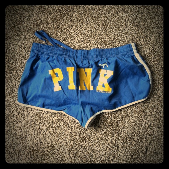Victoria's Secret pink track shorts like new - Picture 1 of 2