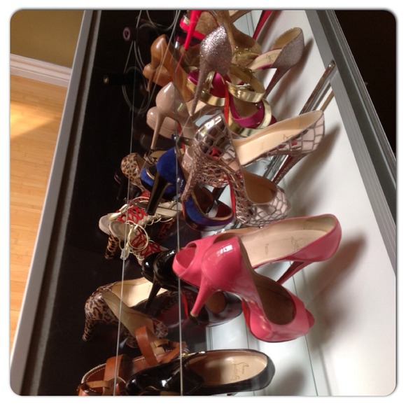 Just sharing! AUTHENTIC CHRISTIAN LOUBOUTIN 38-39 - Picture 2 of 4