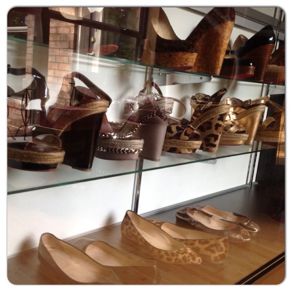 Just sharing! AUTHENTIC CHRISTIAN LOUBOUTIN 38-39 - Picture 3 of 4