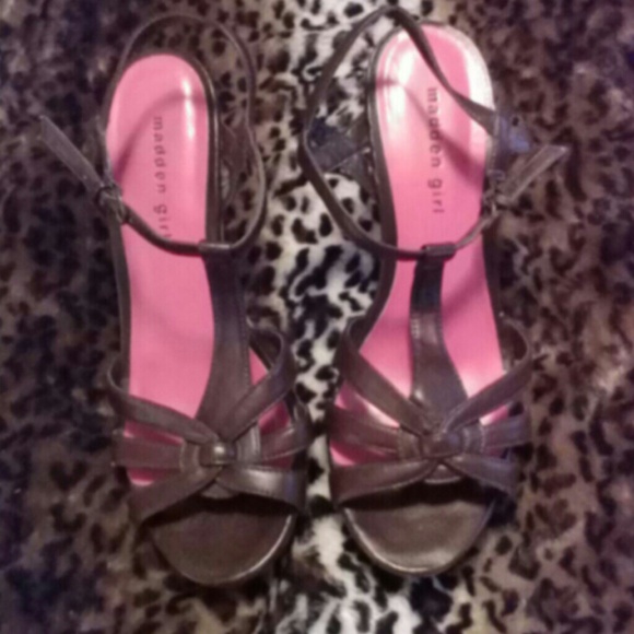 Brown, Strappy open toe shoes, 4" wood heel, 9 1/2.