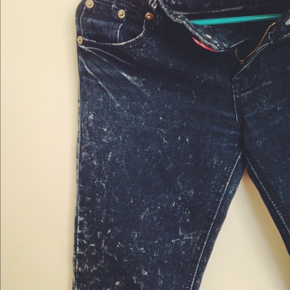 Washed skinny jeans