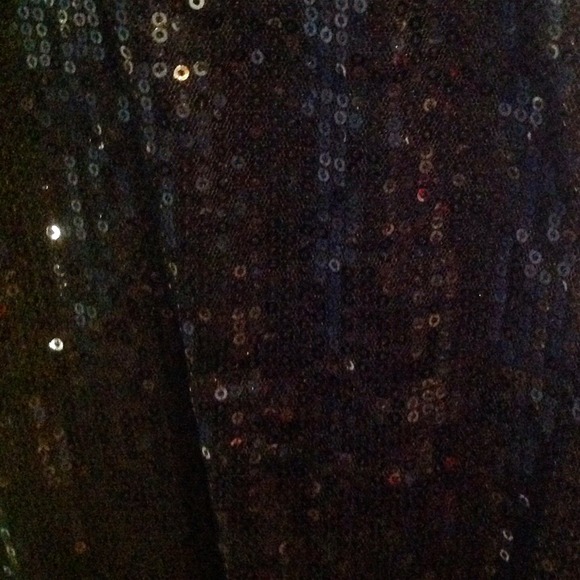 HOLD! Black sequin shift dress - Picture 3 of 4