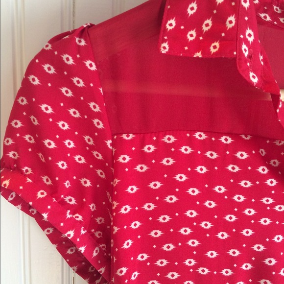 Pleaded red collared dress