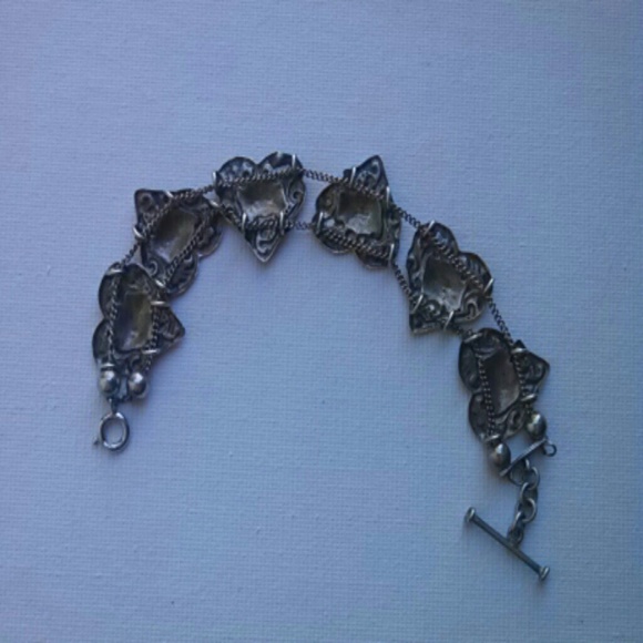 Antique Victorian Sterling Repousse Heart Bracelet - Picture 2 of 4