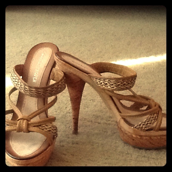 Boston Proper heels
