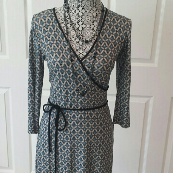 LOFT Dresses & Skirts - **BUNDLED** Darling dress
