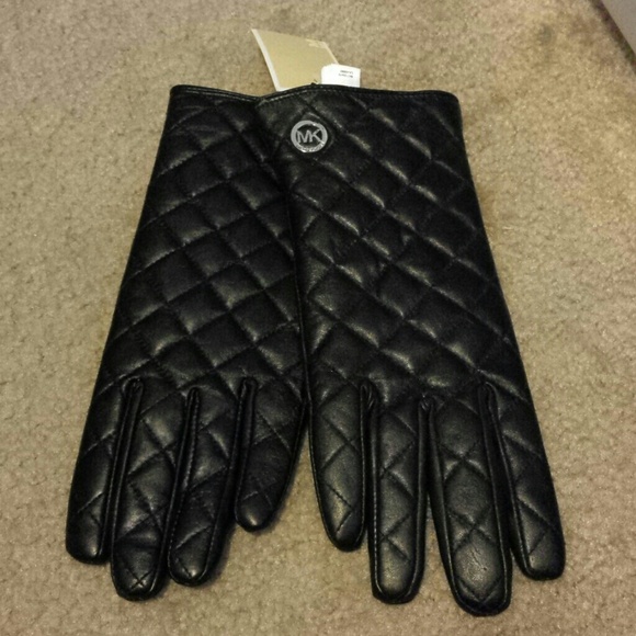 Michael Kors Quilted Leather Gloves