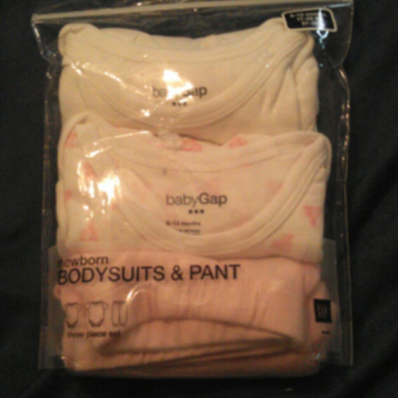 BabyGap bodysuits & pant