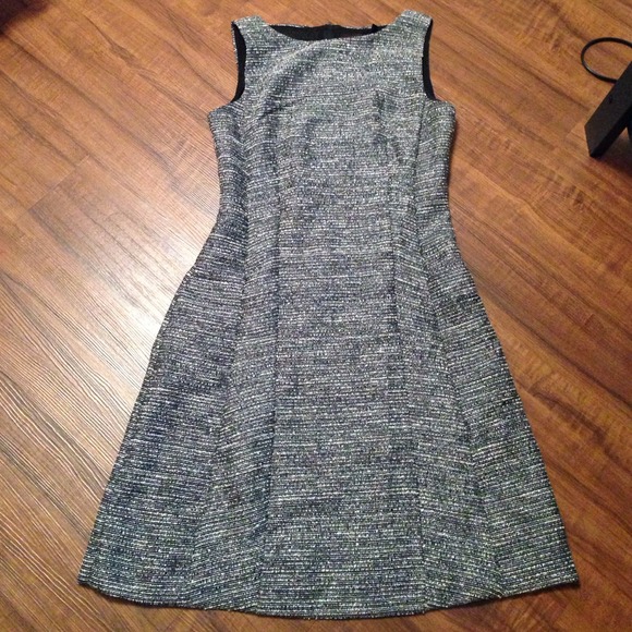 The Limited Dresses & Skirts - Work wear -beautiful The Limited dress