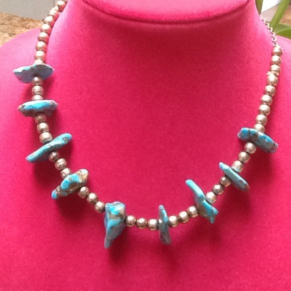 Necklace. SOLD in bundle