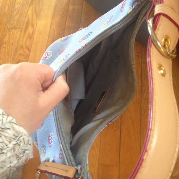 Purse - Picture 3 of 3