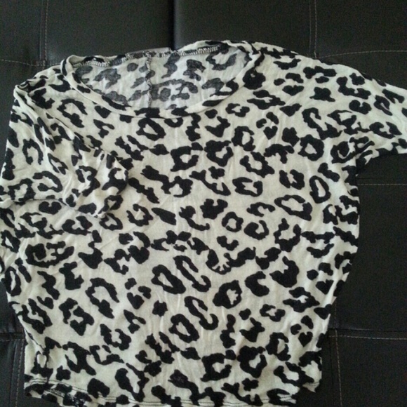 Leopard crop top - Picture 1 of 1