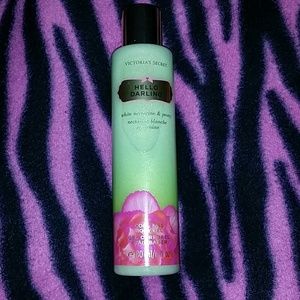 Victoria Secret cool kiss body gel