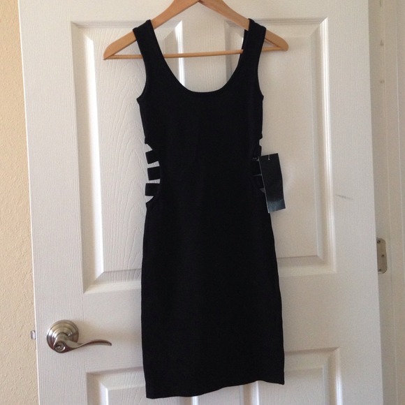 Tank dress with side cutout - Picture 2 of 3