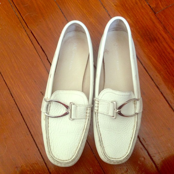White Leather Walking Shoe