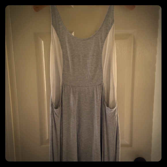 GRAY TANK DRESS W/WHITE ACCENTS