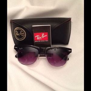 Women Ray Bans Club Masters!