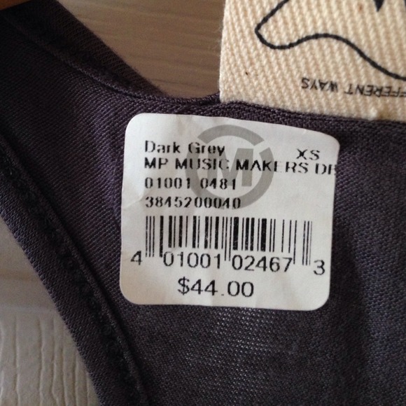 Tank top with cutouts - Picture 4 of 4