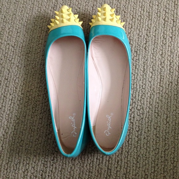 Ballet flats, never been worn - Picture 3 of 3