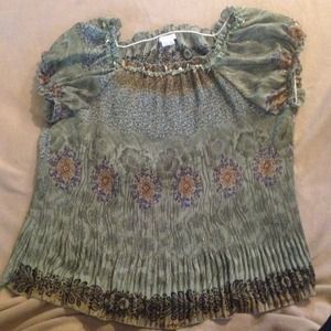 SOLD.   DRESSBARN size 2X spring summer blouse