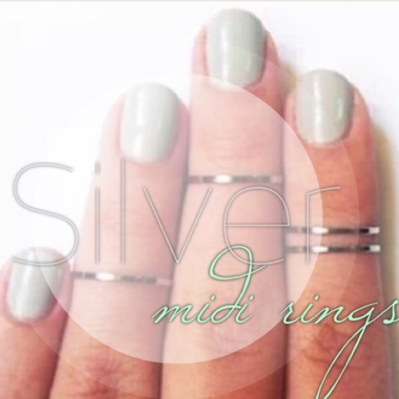 💕Set of 4 Silver Midi Rings💕