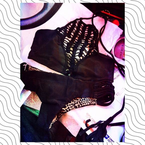 Acacia panama top in storm--✨🚫SOLD PP