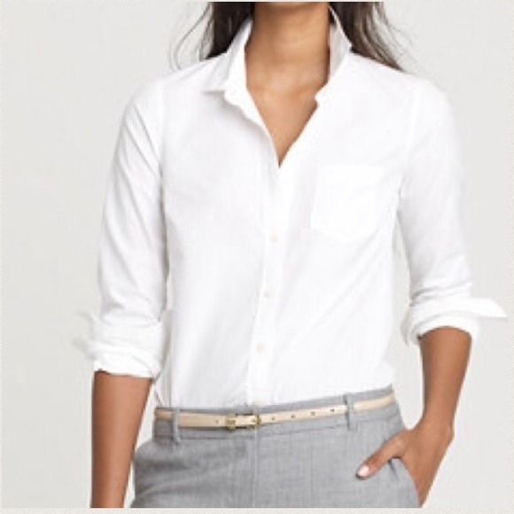 🎉PM Editor pick!! 🎉J Crew Perfect Shirt size 2